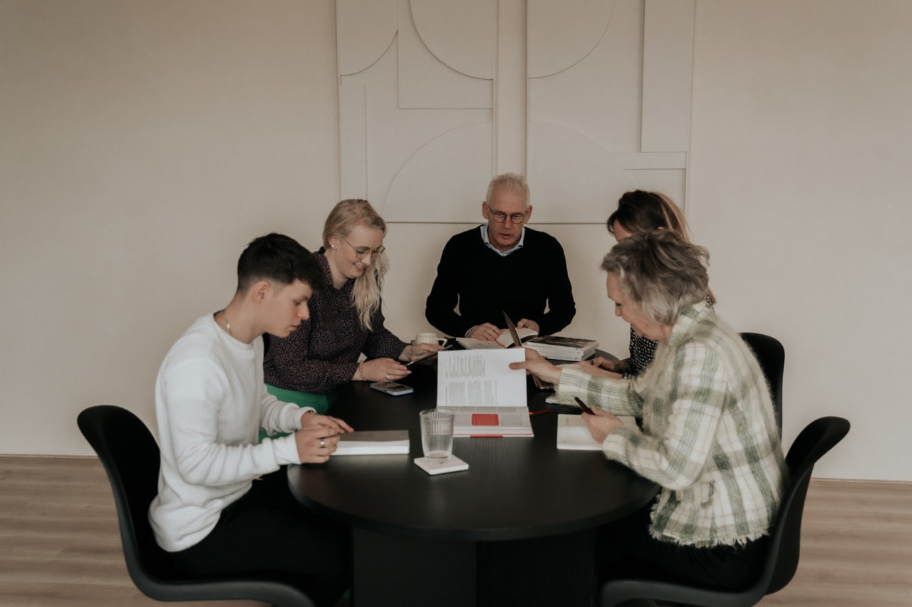 7 redenen wat een boek schrijven over je vakgebied of bedrijf oplevert